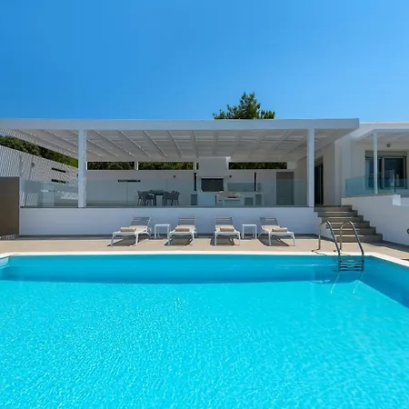 Allegra With Pool In Pefkos, Lindos Area 别墅 *